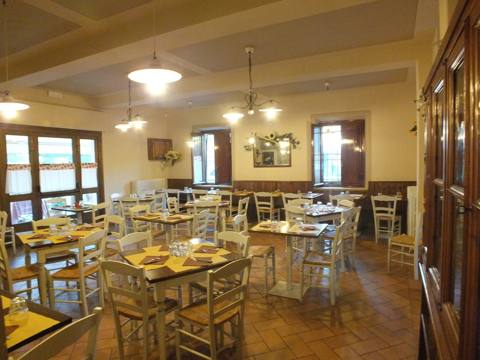 Osteria Canapino 41 – trattoria tipica toscana immersa nelle colline lucchesi