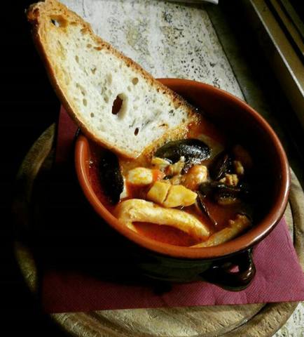 Osteria Canapino 57 – trattoria tipica toscana immersa nelle colline lucchesi