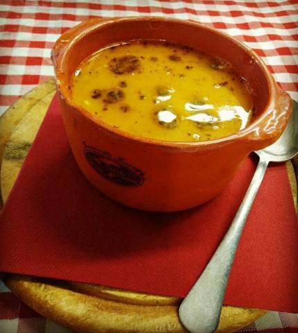 Osteria Canapino 59 – trattoria tipica toscana immersa nelle colline lucchesi