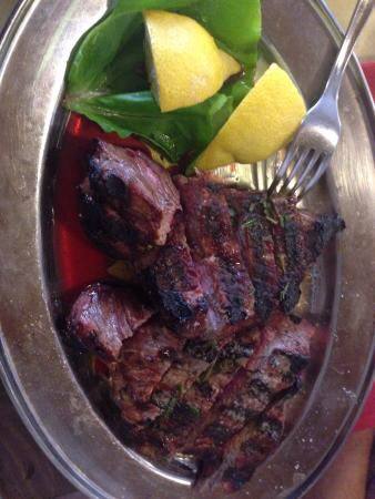 Osteria Canapino 73 – trattoria tipica toscana immersa nelle colline lucchesi