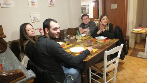 Osteria Canapino 100 – trattoria tipica toscana immersa nelle colline lucchesi
