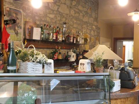 Osteria Canapino 2 – trattoria tipica toscana immersa nelle colline lucchesi