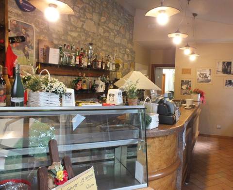 Osteria Canapino 3 – trattoria tipica toscana immersa nelle colline lucchesi