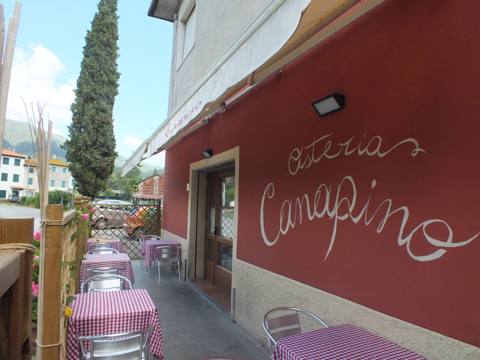 Osteria Canapino 17 – trattoria tipica toscana immersa nelle colline lucchesi