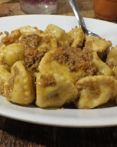 Tordelli lucchesi
